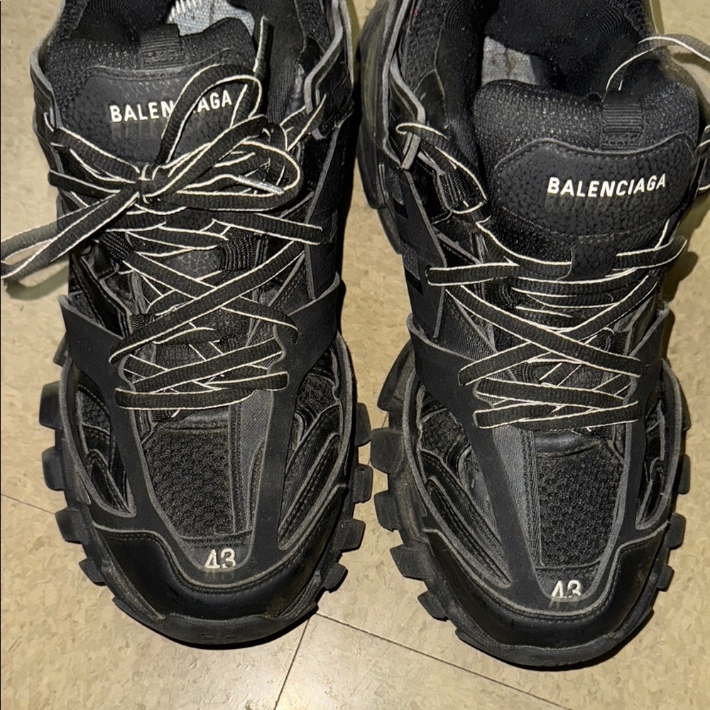 Balenciaga Men's Black Sneakers